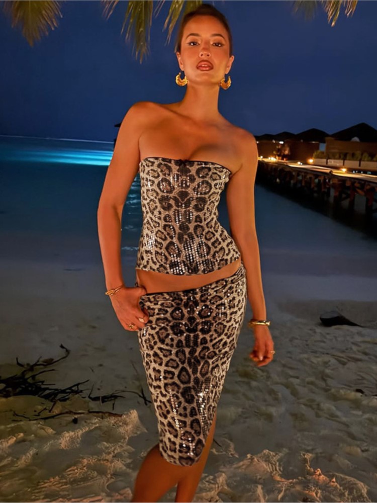 Woman 2 Piece Set Outfit Sexy  - Strapless Bra Backless incelemesi ve fiyatı